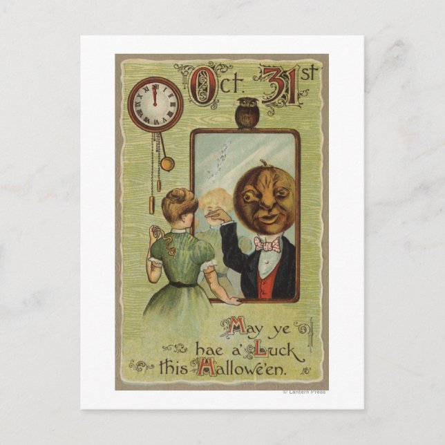 Cartão Postal Mulher olhando para o homem da abóbora no espelho (Frente)