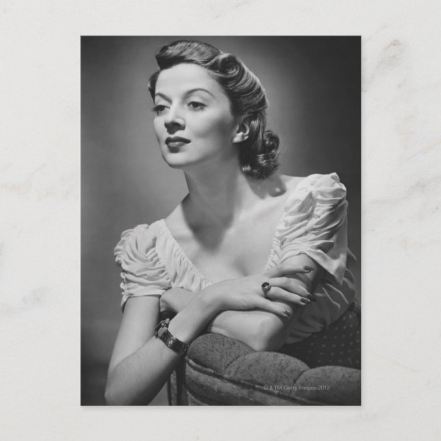 Cartão Postal Mulher Posicionando no Studio (Frente)