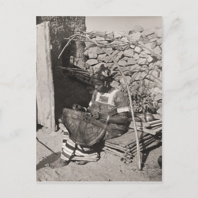 Cartão Postal Mulher sudanesa (Frente)