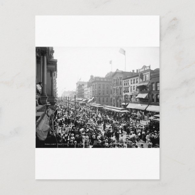 Cartão Postal Multidão do Dia do Trabalho, Buffalo, NY: 1900 (Frente)