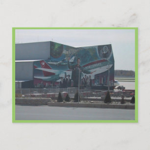 Cartão Postal Mural Da Northwest Airlines Num Edifício De Serviç