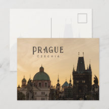 Nascer do sol na Cidade Velha de Praga, foto de vi