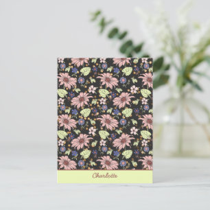Cartão Postal Nome personalizado padrão floral uniforme colorido
