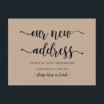 Cartão Postal Nosso Novo Endereço Doméstico, Anúncio em Moviment<br><div class="desc">Esta moderna design nova casa rustica,  anúncio comovente,  mudança de endereço postais (com o título do cartão,  nossa nova casa). É a maneira perfeita de anunciar aos seus amigos e familiares que se mudaram. Fundo de kraft preto e rústico. #TeeshaDerrick</div>