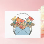 Cartão Postal Novas Flores de Endereço Ilustradas<br><div class="desc">Informe a todos sobre sua mudança ou mova-se sem esforço com o nosso cartão postal "We Have a New Address" (Temos um novo endereço). Este cartaz encantador mostra uma ilustração de um envelope adornado com flores vibrantes, servindo como um anúncio encantador para sua realocação. A frente mostra a mensagem com...</div>