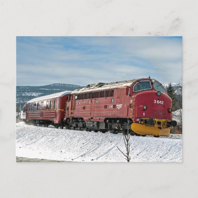 Cartão Postal NSB Diesel NOHAB Di3-642 chegando a Røros (Frente)