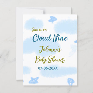 Cartão Postal Nuvens do chá de bebê aqua dourado ela está no non
