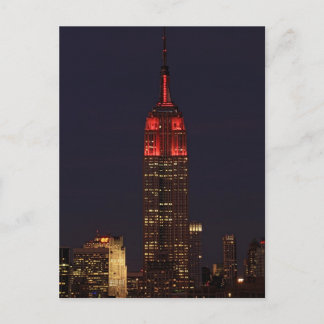Cartão Postal NYC Skyline ESB tudo em vermelho