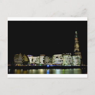 Cartão Postal O cais e a cidade dos edifícios de Londres