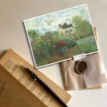 Cartão Postal O Jardim do Artista na Argentina, por Claude Monet<br><div class="desc">O Jardim do Artista argentino (Canto do Jardim com Dahlias), 1873, é uma pintura de Claude Monet que apresenta um banco de arbustos floridos, possivelmente rosas, preenche a maior parte de um jardim fechado em frente a uma casa branca. A cena é criada com dabs e traçados visíveis de vermelho...</div>