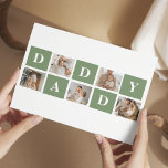 Cartão Postal Oferta de fotos e Dias de os pais felizes para a C<br><div class="desc">Uma foto moderna de colagem é uma forma criativa de celebrar e honrar alguém especial em sua vida, como seu pai, em Dia de os pais. Implica reunir várias fotos e organizá-las de forma visualmente atraente para criar uma composição coesa e significativa. Para criar uma foto moderna de colagem para...</div>