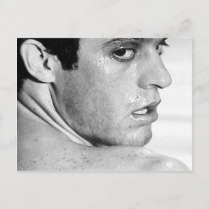 Cartão Postal Olhando para Trás