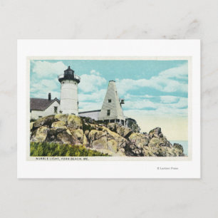 Cartão Postal Opinião da praia de York do farol do Nubble