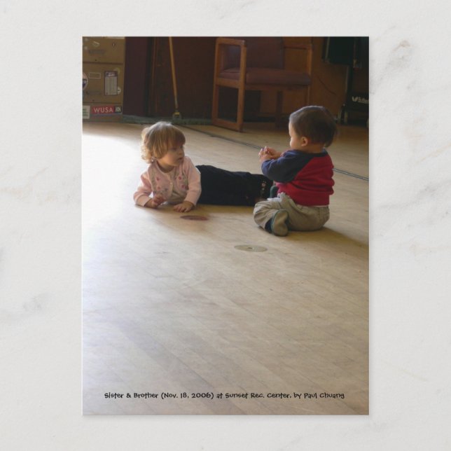 Cartão Postal Ouvindo a conversa do garoto... (Frente)