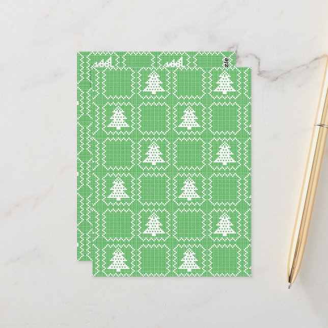 Cartão Postal Padrões de suéter feio da árvore de Natal Cozy (Frente/Verso In Situ)