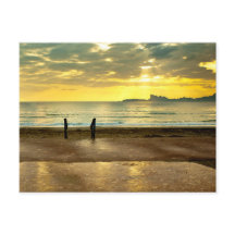 Paisagem costeira azul e amarela