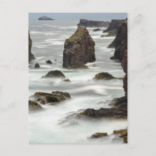 Cartão Postal Paisagem marinha e pináculos rochosos, Shetland