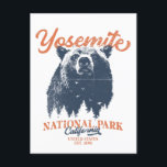 Cartão Postal Parque Nacional do Yosemite Grizzly Bear Californi<br><div class="desc">Pronto para embarcar na sua aventura ao ar livre? Esta camiseta do Parque Nacional Yosemite é uma escolha perfeita. Com um urso negro ousado e paisagem florestal cênica, esta camisa vai inspirá-lo a explorar e abraçar a natureza. Solte seu explorador interno e não perca essa chance de trazer a natureza...</div>
