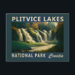 Cartão Postal Parque Nacional Lagos de Plitvice Croácia Aquarela<br><div class="desc">Desenho em aquarela dos Lagos de Plitvice. O parque foi fundado em 1949 e está localizado na área montanhosa de carste da Croácia central,  na fronteira com a Bósnia e Herzegovina.</div>