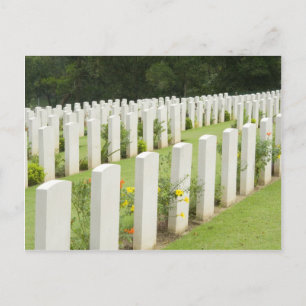 Cartão Postal Pedras de cabeça num cemitério de guerra