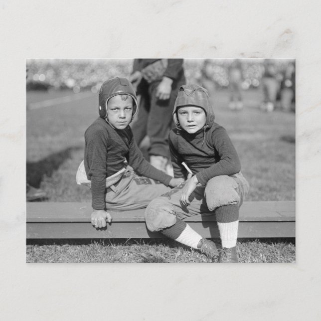 Cartão Postal Pequenos Jogadores de Futebol, 1925 (Frente)