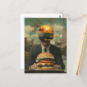 Cartão Postal Pessoa de Cheeseburger Surreal na Colagem da Cidad