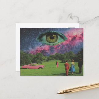 Cartão Postal Pessoas retrorativas e carro cor-de-rosa com olhos