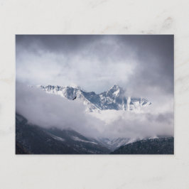 Cartão Postal Pico Nublado do Monte Everest e Águia Voando