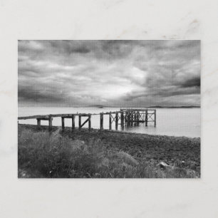 Cartão Postal Píer velho em Aberdour Silver Sand Beach, Escócia