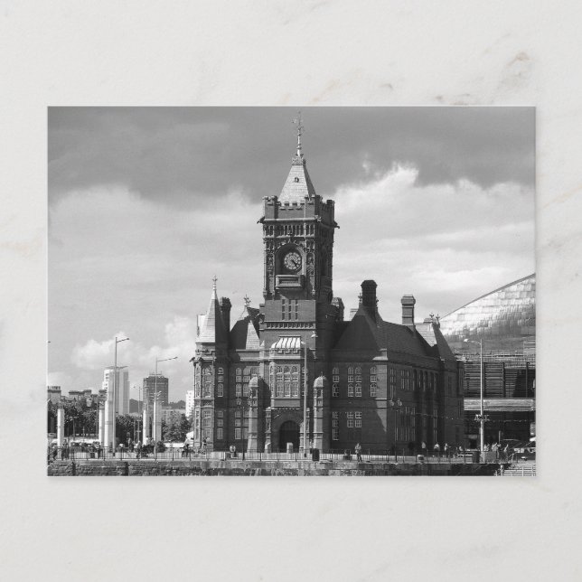 Cartão Postal Pierhead Building, Cardiff, Wales, UK (B&W) (Frente)