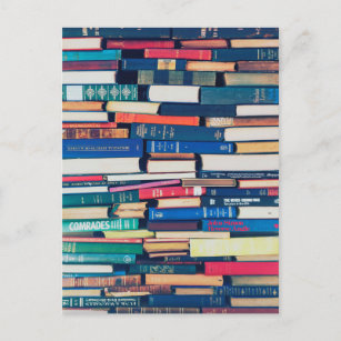 Cartão Postal Pilha de livros