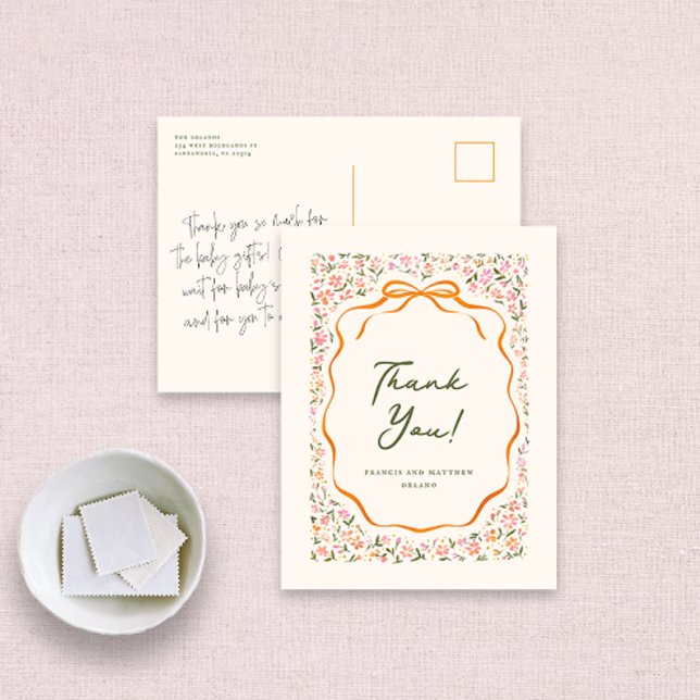 Cartão Postal Pink Dainty Flowers and Orange Bow Thank You (pretty pink wildflowers and orange bow thank you note postcard)