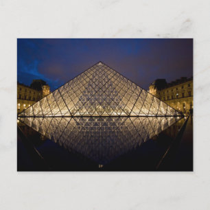 Cartão Postal Pirâmide do Louvre pelo arquiteto I.M. Pei em