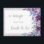Cartão Postal Placa de recebimento de Chás de panela Floral e Pr<br><div class="desc">Floral Roxo & Faux Silver Glitter Stripes & Confetti Watercolor Cartão de Recipiente Floral de Casamento Floral - Com letra de script de pincel de tendência! Veja meu compro para ver a suíte de casamento inteira para este design!</div>