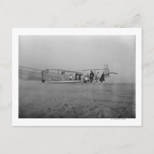 Cartão Postal Planador preparado para o voo por