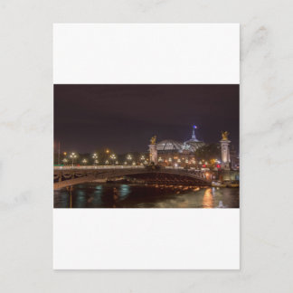Cartão Postal Ponte Alexander e Grand Palais à noite em Paris