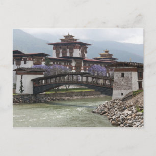 Cartão Postal Ponte Cantilevered perto do Palácio de Punakha Dz