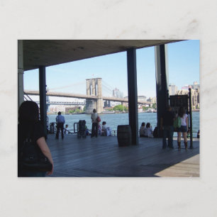 Cartão Postal ponte de Brooklyn a partir do porto marítimo da ru