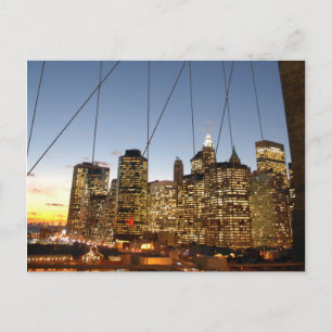 Cartão Postal Ponte de Brooklyn ao Crepúsculo com o horizonte de