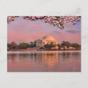 Cartão Postal Pôr do sol no Memorial Jeferson com flores de cere