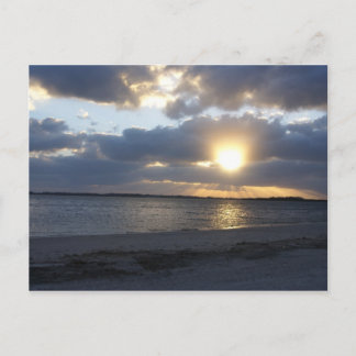 Cartão Postal Pôr do sol sobre a água