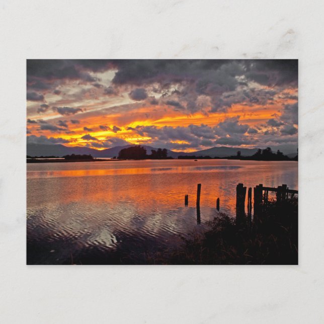 CARTÃO POSTAL ~ "Pôr do Sol Sobre o Rio Clark Fork (Frente)