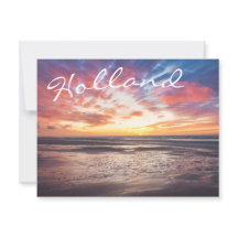 Pôr do sol sobre praia e mar