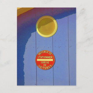 Cartão Postal Porta de Garagem Azul na França Sem Sinal de Estac