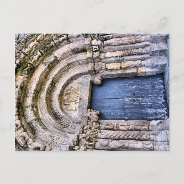 Cartão Postal Porta de uma igreja (Bravaes) do século XI (Frente)