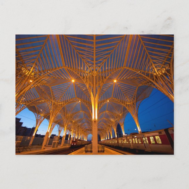 Cartão Postal Portugal, Lisboa. Vista Da Estação Moderna (Frente)