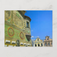 praça da cidade velha rodeada pelo século XVI