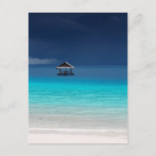 Cartão Postal praia de areia branca, ilha tropical, no paraíso
