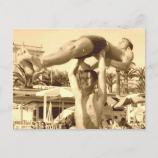 Cartão Postal Precisa de um elevador?