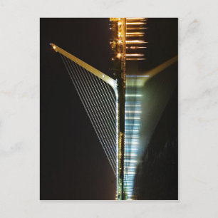 Cartão Postal Puente del Alamillo Seville à noite. A ponte w